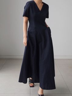 Simple Casual Solid Color Pleated Midi Dress NAVY BLUE-L Navy Blue Midi Dress, Cotton Long Dress, Doll Collar, Maxi Sundress, Leisure Fashion, Khaki Dress, Summer Party Dress, Pleated Midi Dress, Daily Dress