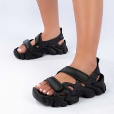 Melissa X Collina Strada Puff Sandal - Size 5 (35/36) - Black Worn A Few Times, I Just Have Way Too Many Shoes. Fits A Little Large, Like A 5.5 Or A 35 And 36 Imo! Vegan Jelly, Punk Love, Mini Melissa Shoes, Fisherman Sandals, Melissa Shoes, Hiking Sandals, Mini Melissa, Low Carbon, Jelly Shoes