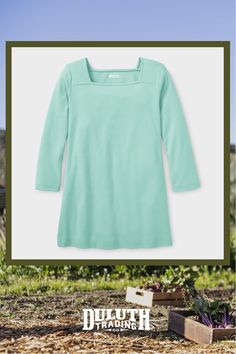 Our Women’s Longtail T® 3/4 Sleeve Tunic is made with a sturdy cotton rib-knit construction that won’t stretch or sag out of shape. Moisture-wicking Elastane Tops With Medium Support, Long Sleeve Stretch Top With Upf 50+, Moisture-wicking Nylon Tops With Medium Support, Outdoor Moisture-wicking Long Sleeve Top, Casual Cotton Tunic With 3/4 Sleeves, Out Of Shape, Tunic Length, Long Tail, Trendy Tshirts