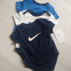 Nike Baby 3 Pack Onsies Mountain Blue Nike, Just Do It, Logo New Retail $30 Sz 6mo Smoke & Pet Free Home Bundle To Save On Shipping!! Nike Air Jordan Puma Adidas Hurley Quiksilver Converse Columbia Patagonia North Face Rei Crewcuts H&M Billabong Reef Ripcurl Summer Boy Nike Outfits, Baby Nike Outfit, Sherpa Outfit, Boys Nike Outfits, Baby Boy Shoes Nike, Nike Baby Clothes, Nike Romper, Baby Boy Clothes Nike, Nike Onesie