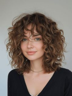 curly hair on women really attractive and sexy.Unlock the Secrets to Your Perfect Curly Haircut! Expert Tips for Gorgeous Curls. Curly Bob Face Framing Layers, Curly Hair Shoulder Length Bangs, Medium Hairstyle Women Wavy, Lob With Curtain Bangs Curly Hair, Medium Haircut With Volume, Layers Medium Curly Hair, Short Curly Vintage Hair, Curly Hair Long Bob Haircut, Hair Cuts Trends 2024