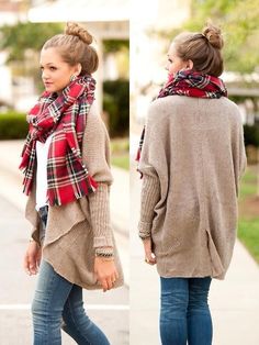 With plain red scarf Casual Brown Scarf For Fall, Casual Red Winter Scarf, Fall Plaid Scarf, Vinter Mode Outfits, Blanket Scarf Plaid, Fall Plaid Shawl Scarf, Makeup Tip, Best Friend Halloween Costumes, Cruella Deville