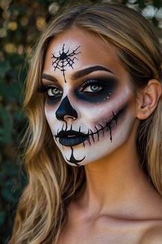 Create a minimalist Day of the Dead makeup look for a festive and elegant Halloween. Perfect for beginners! #DayOfTheDead #HalloweenMakeup #FestiveLook #MinimalistStyle #DIYHalloween Woman Skull Makeup, Voodoo Make Up Halloween, Voodoo Skull Makeup, Women’s Skull Makeup, Light Skull Makeup, Dia De Los Muertos Hair Ideas, Zipper Face Makeup Halloween, Day Of Dead Face Paint, Dead Costume Ideas Women