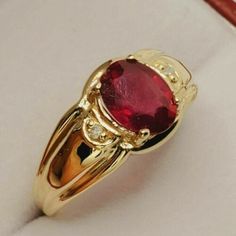 ad eBay - Find many great new & used options and get the best deals for 1.50Ct Oval Cut Natural Red Ruby Solitaire Gift Men Ring 14k Yellow Gold Plated at the best online prices at eBay! Free shipping for many products! Mens Gemstone Rings Unique, Ruby Ring Designs, Antique Ruby Ring, Stone Rings For Men, Mens Ring Designs, Natural Ruby Ring, Red Stone Ring, Mens Rings, Fancy Rings