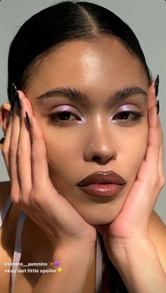 Colorful Eyeshadow Looks For Brown Eyes, Everyday Ethereal Makeup, Marry Perez Makeup, Ingenue Makeup Innocent And Seductive, Minimal Pink Makeup, Bronzy Makeup Black Women, Elevated Makeup Look, Pisces Eye Makeup, Makeup Ideas Color