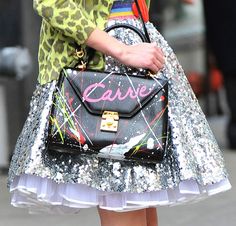 Carrie Diaries, The Carrie Diaries, Boxy Bags, Annasophia Robb, Teenage Love, Day Countdown, Meme Design, Carrie Bradshaw, Soft Grunge