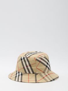 Bucket hat in cotton blend with Burberry Check motif. It features Equestrian Knight Design. Size nationality: US Product number: 4813398 Product code: 8085726A2021 Composition: 66% polyester, 34% cotton Designer Adjustable Hats For Travel, Designer Brown Hat For Travel, Designer Brown Hats For Spring, Designer Brown Hat For Spring, Designer Adjustable Bucket Hat With Curved Brim, Designer Flat Brim Travel Hat, Designer Flat Brim Hat For Travel, Designer Beige Adjustable Hat, Designer Adjustable Beige Hat