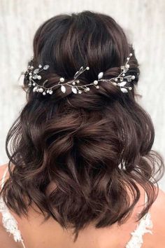 Wedding Hair Half, Mother Of The Bride Hair, Quince Hairstyles, Wedding Hair Inspiration, Short Wedding Hair, Penteado Cabelo Curto, Bridal Hair And Makeup, Half Up Hair