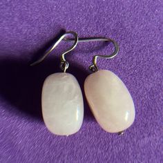 Lovely Pair Of Vintage Rose Quartz Dangling Earrings. French Wire, .925 Sterling Silver. New Without Tags, Never Worn. French Wire Earrings, French Wire, Dangling Earrings, Vintage Rose, Wire Earrings, Earrings Color, Vintage Roses, Rose Quartz, Pink Ladies