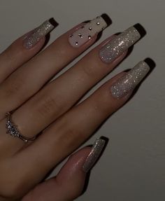 New Years Nail Designs Glitter Square, Simple Nails Square Long, Black And Silver Nail Designs With Rhinestones, Nail Sets With Rhinestones, Square Nails Acrylic Medium, Sparkle Ombre Nails Square, Nye Nail Ideas Square, New Years Square Nails, Black Nails With Silver Stars