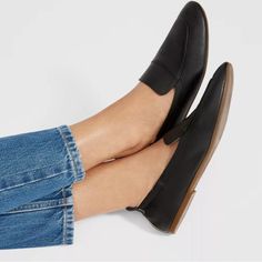 Everlane Shoes The Day Loafer Slip On Leather Elastic Black Size 10 But Can Fit A 9 Because Of The Elastic Heel! Brand New. Everlane Shoes, Italian Leather Shoes, Loafer Women, Black Leather Flats, Black Leather Loafers, Leather Flat Shoes, Leather Ballet Flats, Ballet Flat Shoes, Leather Flats