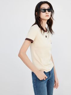 MO&Co.Women Contrast LOGO Cotton T-shirt Features : - Contrast trim × classic T-shirt - Print × embroidered LOGOCode: MBB2TEE005The back length of size S is 56.5cm MATERIALS & CARE : Material :Pink: 69.1% Cotton 30.9% PolyesterBlack/White: 69.3% Cotton 30.7% Polyester Low temperature drying, low temperature ironing Do not dry clean, do not soak Please wash with special detergent for silk and wool Wash separately in mesh bagTips : 1. Ironing the pad cloth in the contrasting color part 2. Dehydrat Wool Wash, Contrast Trim, Contrasting Colors, Black Shirt, Tshirt Print, Printed Shirts, Classic T Shirts, Cotton Tshirt, Black Pink