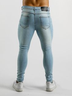 ✓ Versatile Skinny Fit - A perfectly fitted look from waist to ankle with no saggy areas on slim guys, with stretch to accommodate larger muscular thighs, glutes and calf muscles. ✓ Ultra-Stretch Denim - Luxurious denim elastane blend to give a flexible waist and leg fit, plus full freedom to move with comfort qualities more like activewear. ✓ Stylish Jeans - Understated design, with a satisfying real denim weight, for a classy modern look in Light Blue washed to ice blue tones across the thighs