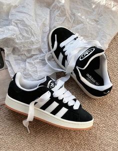 Check out the trendy new Adidas Campus 00s shoes! #Trendy #Adidas #Campus #Campus 00s #Black #AdidasCampus #AdidasCampus00s #Shoes #Shoe #Low #Men #Woman Adidas Shoes Women, Adidas Sneaker