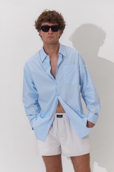 Bag our oversized blue button down and pinstripe boxers to get the viral look of the summer 😎 Oversized Shirt For Women, Mens Business Casual Shirts, Men's Business Casual, Light Blue Long Sleeve, Paul Mescal, Business Casual Shirts, Fleece Quarter Zip, Long Sleeve Button Up Shirt, Light Blue Shirts