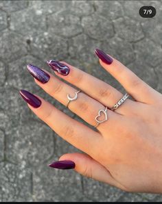 Extravagant Purple Nails, Purple Nails Ideas Short, Deep Purple Nail Ideas, Deep Purple Nails Design, Purple Valentines Day Nails, Dark Purple Nail Designs, Fake Nails Designs