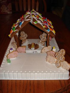 a gingerbread house made to look like it is being built