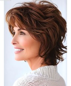 Cut Hair At Home, Modern Short Hairstyles, Hair Cuts For Women, Short Shag Hairstyles, Choppy Bob Hairstyles, Bob Haircut For Fine Hair, Layered Bob Hairstyles, Short Hairstyles For Thick Hair, Sassy Hair