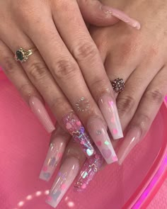 Vday Nails, Superbowl Appetizers, Acrylic Pink, Long Acrylic Nail Designs, Cute Acrylic Nail Designs, Long Acrylic Nails Coffin