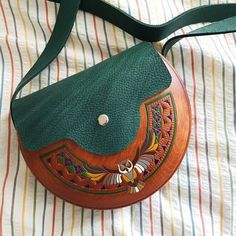 Leather Purse Pattern, Wood Bag, Wooden Bag, Purse Pattern, Leather Bag Pattern, Ethnic Bag, Round Bag, Round Leather, Leather Bags Handmade