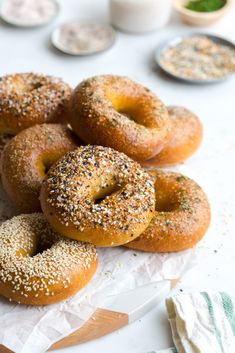 With a perfectly golden, chewy crust & soft interior these Best Basic Bagels are truly the best homemade bagels. Top with whatever makes your bagel whole. Sesame Bagel, Everything Bagels, Bagels Recipe, Homemade Bagels, Bagel Recipe, Everything Bagel, Fall Baking, Inspired Recipes