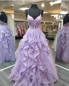 Lilac Ball Gown, Lilac Prom Dresses, Prom Dress Inspiration, Cute Prom Dresses, Long Prom Dresses, Pretty Prom Dresses, Prom Outfits, Dresses Evening