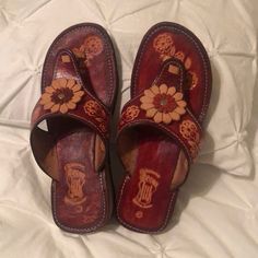 Handmade 2inch Leather Sandals Made In Mexico Design : Floral Engraved Size: 3 Color: Red/Brown **Never Worn _no Damages ++ Excellent Condition Top Rated Seller | Fast Shipper Brown Doc Sandals, Earthy Aesthetic Shoes, Earthy Shoes, European Sandals, Mexico Shoes, Hippie Shoes, Types Of Sandals, Hippie Sandals, Mexico Design