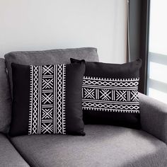 African Print Throw Pillow Case Tribal Cushion Cover Black White Black And White Cushions, African Pattern Design, Pillow Covers Pattern, African Designs, Printed Carpet, Shoes Drawing, African Decor, African Mud Cloth, African Pattern