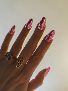 Disco Ball Nails, Ball Nails, It Nails, Disco Nails, Wolf Cuts, Nail Design Glitter, Nails Inspired, Nail Envy, Sparkle Nails