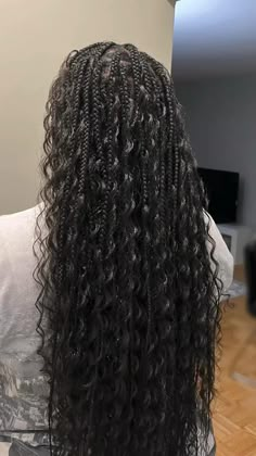 Braids With Curls Coming Out Of Them, Boho Braids With Lots Of Curls, Waterfall Braids Black Women, Sparkle Braids Black Women, Mini Goddess Braids, Bohomeian Knotless Box Braids, Rain Drop Braids, Pick And Drop Braids Curls, Sparkly Braids