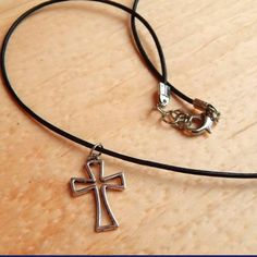 20-21" With Extender. Handmade. Silver Metal Cross Necklace Choker, Adjustable Silver Cross Necklace, Nickel Free, Elegant Adjustable Silver Cross Necklace, Jewelry Cross Necklace, Cross Jewelry Necklace, Jewelry Cross, Boutique Jewelry, Womens Jewelry Necklace, Diy Jewelry