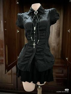 Horror Aesthetic Outfits, Horror Protagonist Outfit, Dress Over Skirt, Dress Up Dolls, Goth Outfits, Closet Fashion, Dream Clothes, Punk Fashion, Look Cool