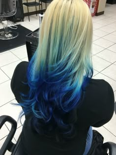 Blue Hair Styles, Blue And Blonde Hair, Blonde And Blue Hair, Hair Color Chart, Gorgeous Hair Color, Hippie Hair, Faded Hair