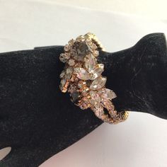 Gorgeous Vintage Desing Bracelet.Gold plated.Rhinestone Austria Crystal.Made in 1960's.Excellent Vintage Condition. Pretty Bracelets, Bracelet Gold, Costume Jewelry, Austria, Beautiful Jewelry, Cuff Bracelets, 1960s, Jewelry Bracelets, Etsy Accessories