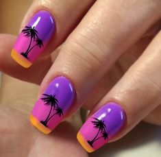 Graduation Nails Almond, Nails Ideas Graduation, Graduation Nails Ideas, July 4th Nails, Paw Print Nails, 4th Nails, Palm Tree Nail Art, Light Colored Nails, Tree Nail Art