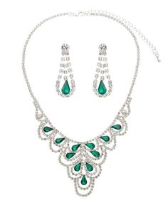 Get ready to stand out with the Silver Emerald Green 14.5" Necklace and Teardrop Earrings Jewelry Set. Mesmerizing emerald green crystals will make you the center of attention. Green Crystal Rhinestone Jewelry Sets, Green Crystal Jewelry Sets With Rhinestones, Center Of Attention, Stone Design, Green Crystals, Gold Pearl, Teardrop Earrings, Silver Heart, Earrings Jewelry