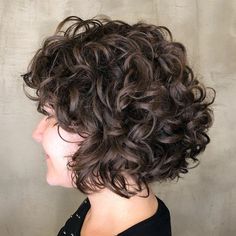 Aline Haircut, Cute Short Curly Hairstyles, Short Curly Bob Hairstyles, Curly Haircut, Haircut Wavy, Haircut Curly, Choppy Bob Hairstyles