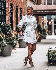 White Print It Out Shirt Dress – Asuso Couture Flamboyant Gamine, Short Shirt Dress, Elegant Bodycon Dress, Black Women Fashion, Jolie Photo, Dress Shirts For Women, Dress Outfit, Printed Mini Dress, Looks Vintage