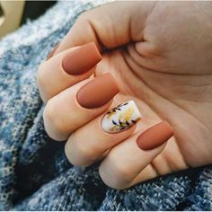 Matte Autumn Nails Short, Zodiac Sign Nail Designs, Rust Color Nails Designs, Nails Colors For Fall, Casual Fall Nails, Neutral Fall Nails Gel, Pastel Fall Nails, Classy Autumn Nails, Cream Colored Nails