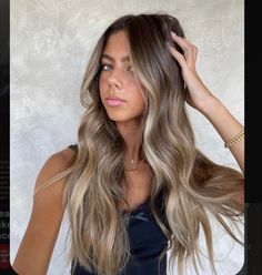 Platinum Brown Hair Balayage, Brown Fade Into Blonde Hair, Partial Highlights With Face Framing, Lived In Ashy Blonde Balayage, Smudge Root Bronde, Lived In Blonde On Dark Hair, Blonde Bronde Haircolor, Low Maintenance Bronde Hair Color, Colors That Make You Look Tan