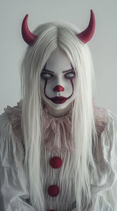 34 Clown Hairstyles: Fun and Frightening Ideas for Your Halloween Costume | LooksNiceOnMe Womens Creepy Clown Makeup, Clown Custome Women Halloween, Diy Killer Clown Costume For Women, Clown Make Up Woman, Scary Womens Halloween Costumes Diy, Cool Scary Halloween Costumes, Women’s Halloween Costume Ideas Scary, Creepy Halloween Costumes Women Diy, Clown Jester Makeup