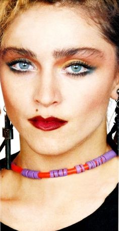 Madonna 80s Makeup, Madonna Makeup, 1980’s Makeup, 1980 Makeup, Madonna 80s Fashion, 80s Eye Makeup, Makeup 80s, 80s Makeup Trends, 80s Hair And Makeup