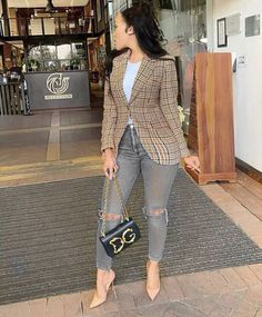 Realtor Fits, Fashion Assistant, Cute Professional Outfits, Neat Casual Outfits, Plus Size Baddie Outfits, Look Legging, Blazer Outfits For Women, Dressy Casual Outfits