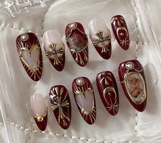 Gilded Age Nails, Slavic Nail Art, White Red And Gold Nails, Antique Nail Art, Silver And Red Nail Designs, Royal Nail Designs, Victorian Nails Designs, Catholic Nail Art, Red Lace Nails