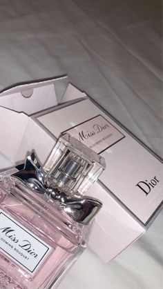 Pardum rose Miss Dior Perfume, Profumo Victoria Secret, Perfume Dior, Dior Parfum, Miss Dior Blooming Bouquet, Dior Girl, Perfume Collection Fragrance, Dior Perfume, روتين العناية بالبشرة