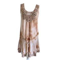 Mono Reno Tie Dye Midi Sleeveless Dress In Cream, Brown And Tan. Neckline Is Embellished With Crochet And Shells, Toes In The Bottom Half For A Cute Gathered Look And The Bottom Is Lace Embellished. Condition: New With Tags Sizes Available: M Material: 100% Rayon Offers Welcome! Bohemian Beige Sleeveless Mini Dress, Casual Embellished Beach Dresses, Embellished Mini Dress For Summer Vacation, Embellished Mini Dress For Summer Beach, Brown Sleeveless Dress With Lace Trim, Sleeveless Brown Dress With Lace Trim, Bohemian Embellished Mini Dress For Summer, Bohemian Embellished Mini Dress, Bohemian Embellished Sleeveless Dress