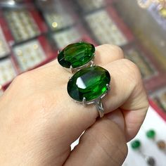 Emerald Ring Vintage Adjustable Crystals Green Gemstone Ring - Etsy.de Crystals Green, Smaragd Ring, Emerald Ring Vintage, Green Gemstone Ring, Gemstone Ring Silver, Stone Beaded Necklace, Stylish Rings, Personalized Bridesmaid Gifts, Personalized Gifts For Mom