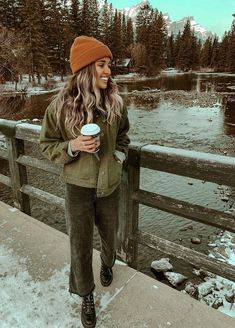 Winter Outfits Granola, Granola Fall Outfits, Outfits Granola, Granola Girl Outfits, Granola Style, Mountain Outfit, Mountain Girl, Fall Outfits Men