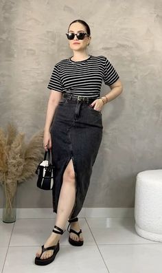 Stylish Office Outfits Women, Stylish Office Outfits, Girls Night Outfit, Classy Business Outfits, Pentecostal Fashion, Smart Work, Casual Formal Dresses, Comfy Casual Outfits