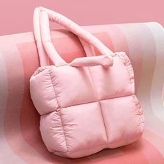 Winter Handbags, Designer Purses And Handbags, Cotton Purse, Tas Bahu, Cloud Bag, Casual Tote Bag, Quilted Tote Bags, Handbags Casual, Pink Princess